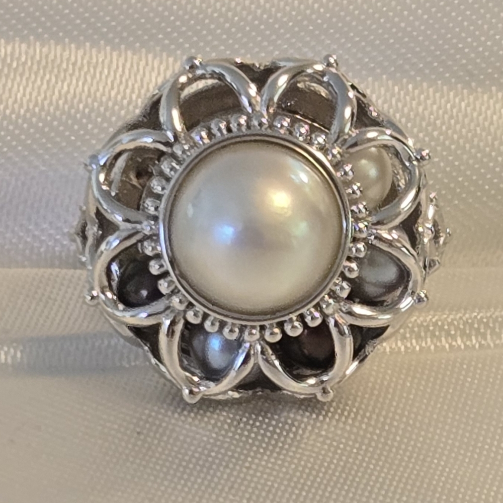 Victoria Wieck Mabe Pearl, Surrounded By Floating Multi-color Pearls Ring